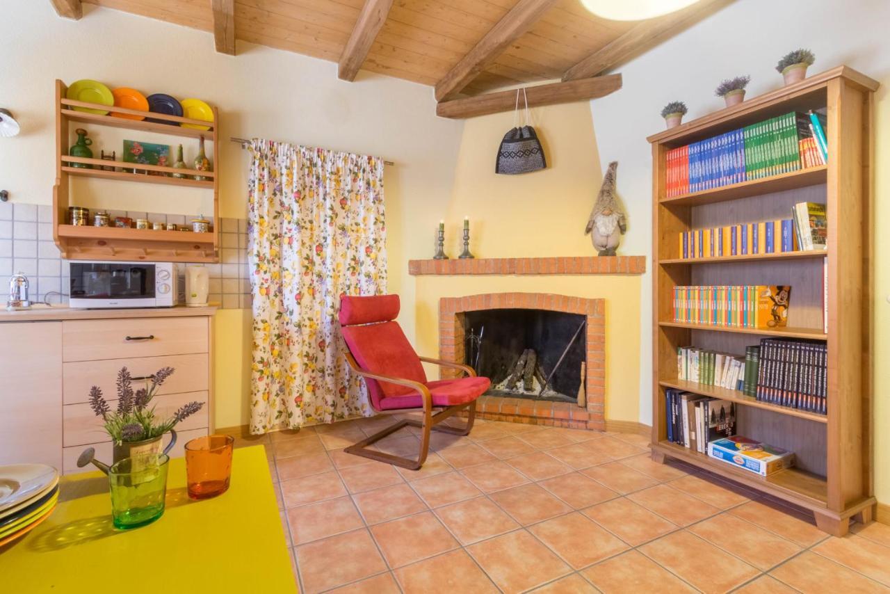 Su Pitiolu - Casa Vacanze Laconi Экстерьер фото